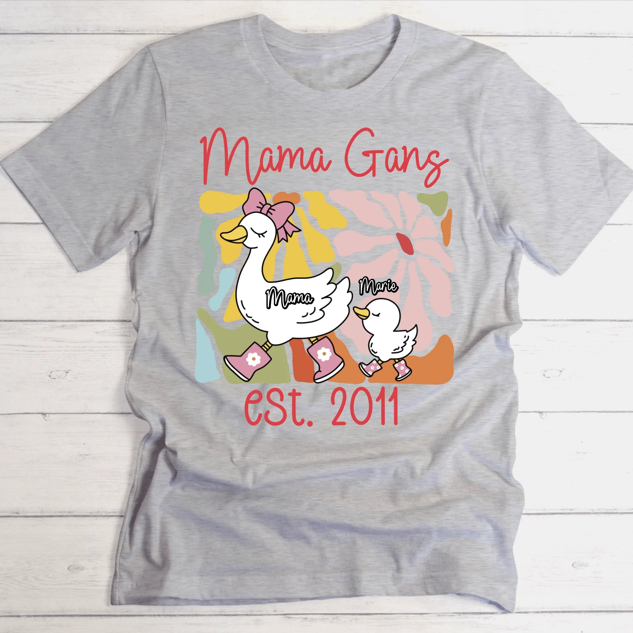 Mama Gans | Geschenk für Mama, Oma & Familie - Personalisierbares T-Shirt