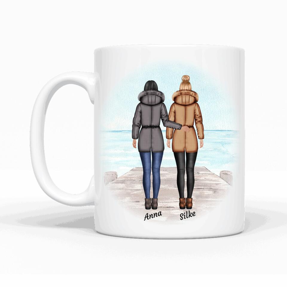 Frauen stehend Winter - Personalisierbare Tasse