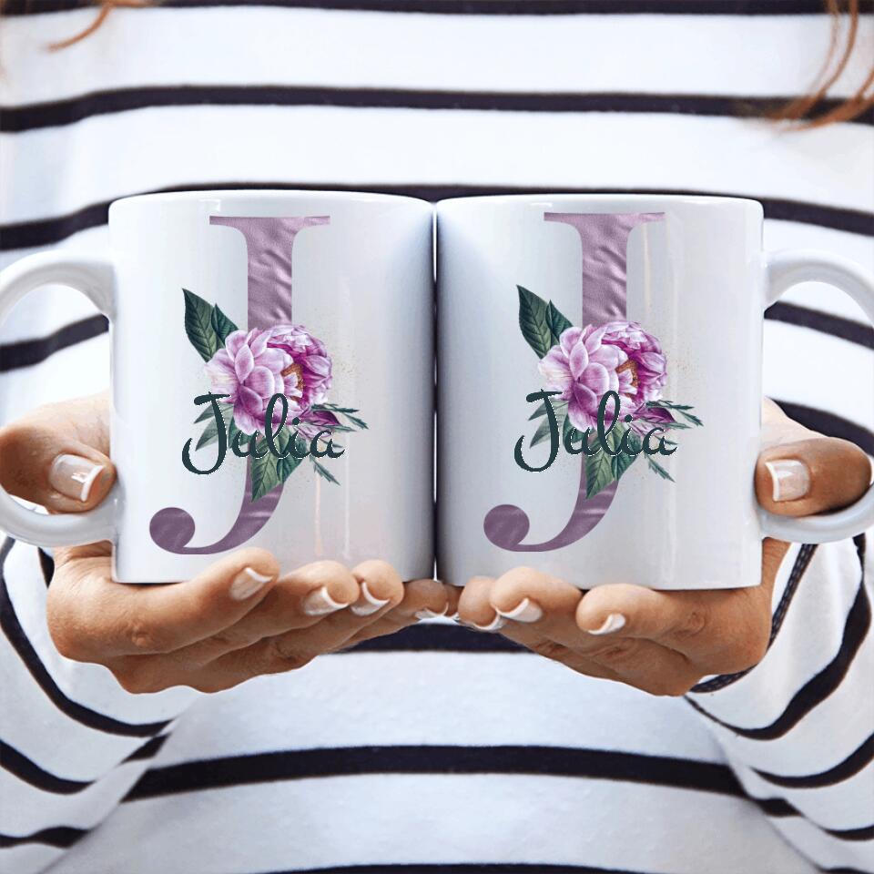 Namenstasse Design Edition lila (beidseitig) - Personalisierbare Tasse - wefriends