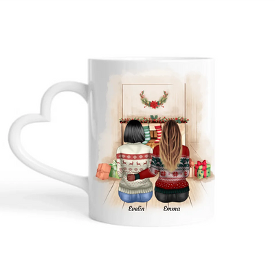 Sitzende Freundinnen (limitierte Weihnachtsedition) - Personalisierbare Tasse