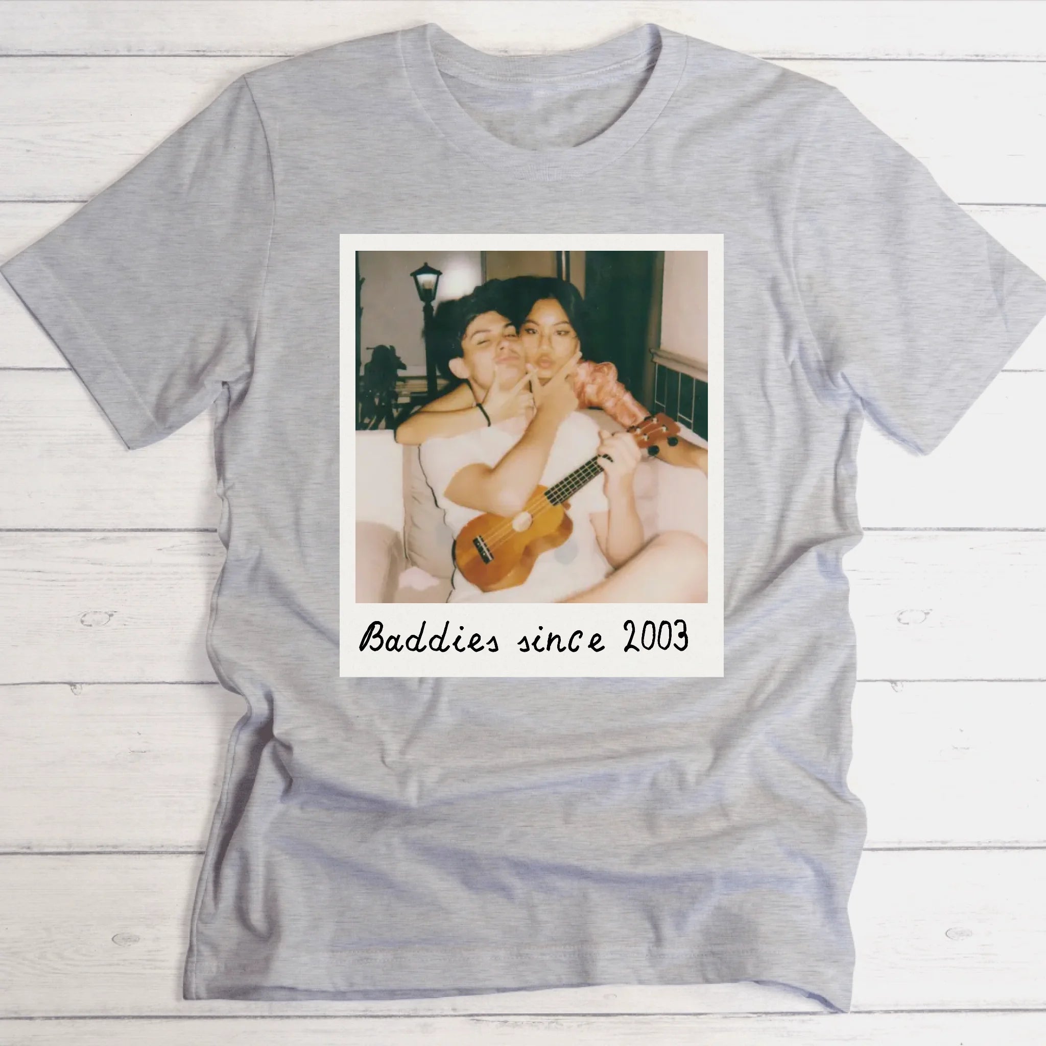 Vintage-Polaroid-Foto-Shirt für Paare & Freundinnen - Personalisierbares T-Shirt