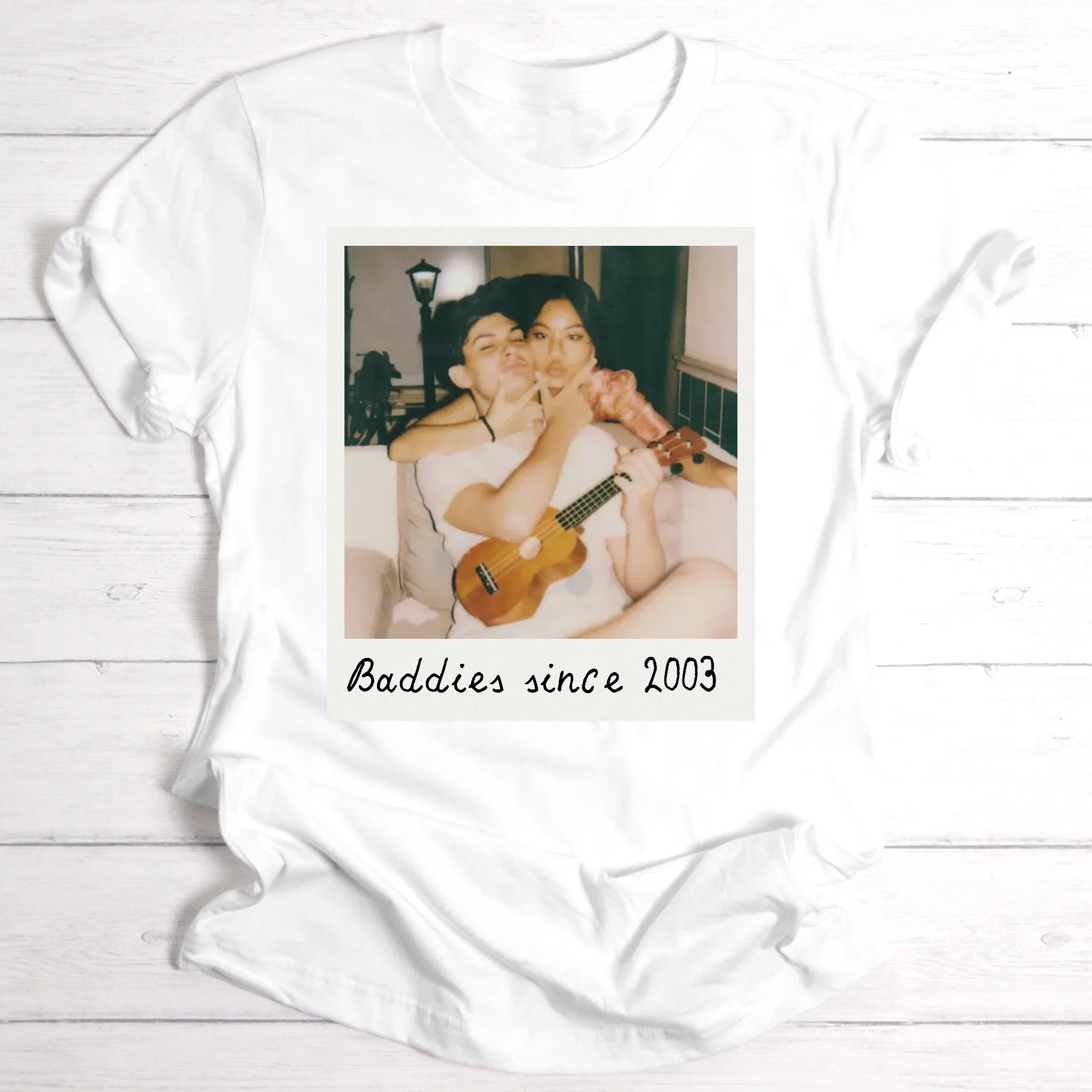 Vintage-Polaroid-Foto-Shirt für Paare & Freundinnen - Personalisierbares T-Shirt