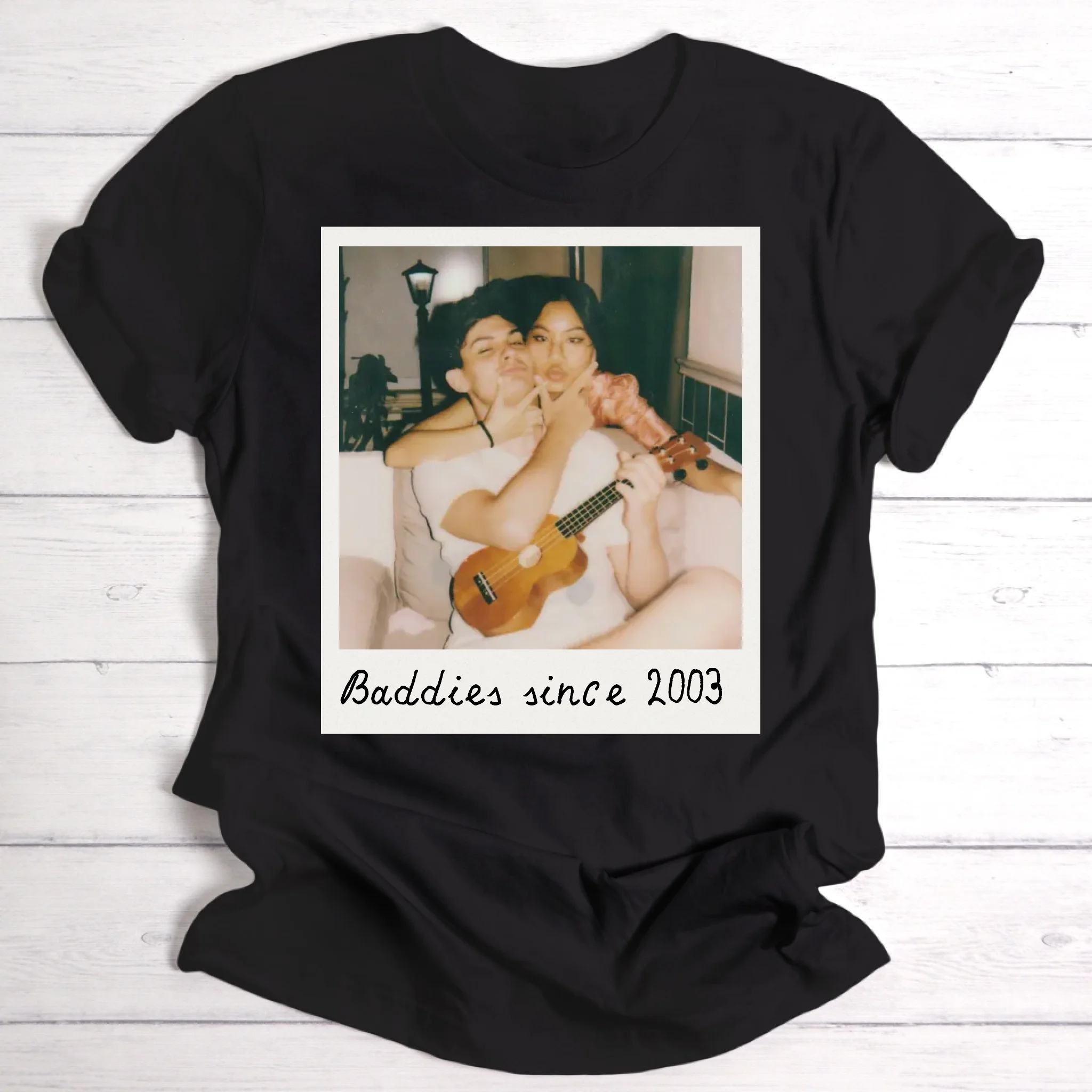 Vintage-Polaroid-Foto-Shirt für Paare & Freundinnen - Personalisierbares T-Shirt